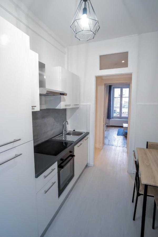 Suite Double Fabriques, 2 Bedrooms, Central, Parking Nearby, Self Checkin Nancy Luaran gambar