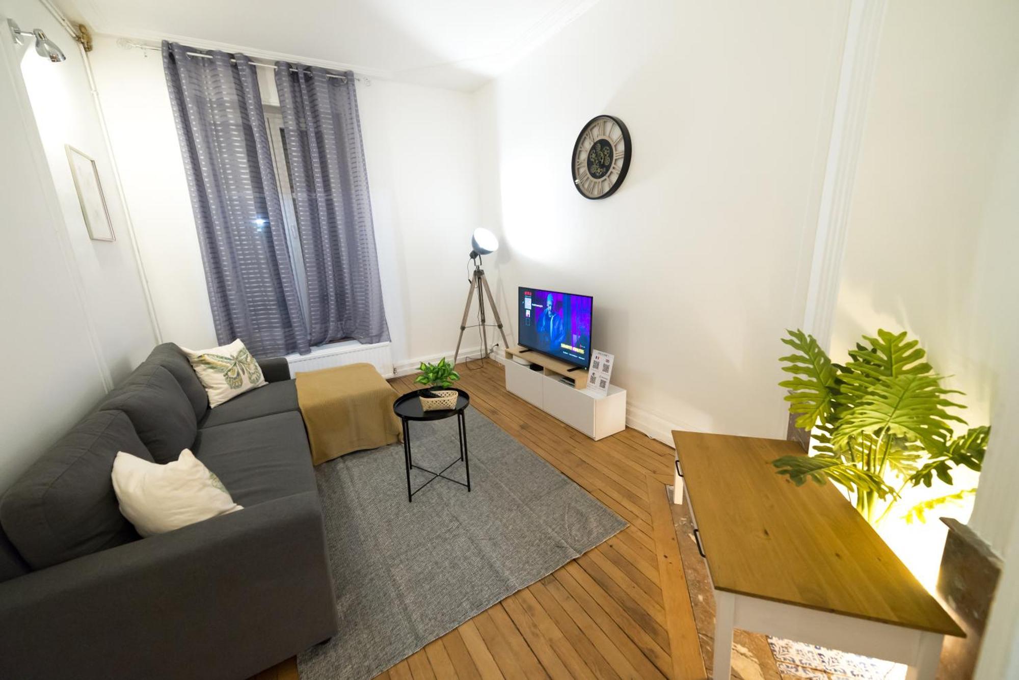 Suite Double Fabriques, 2 Bedrooms, Central, Parking Nearby, Self Checkin Nancy Luaran gambar